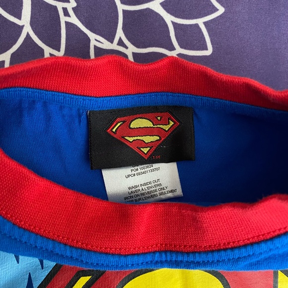 Super man t-shirt size 3T - Picture 3 of 3